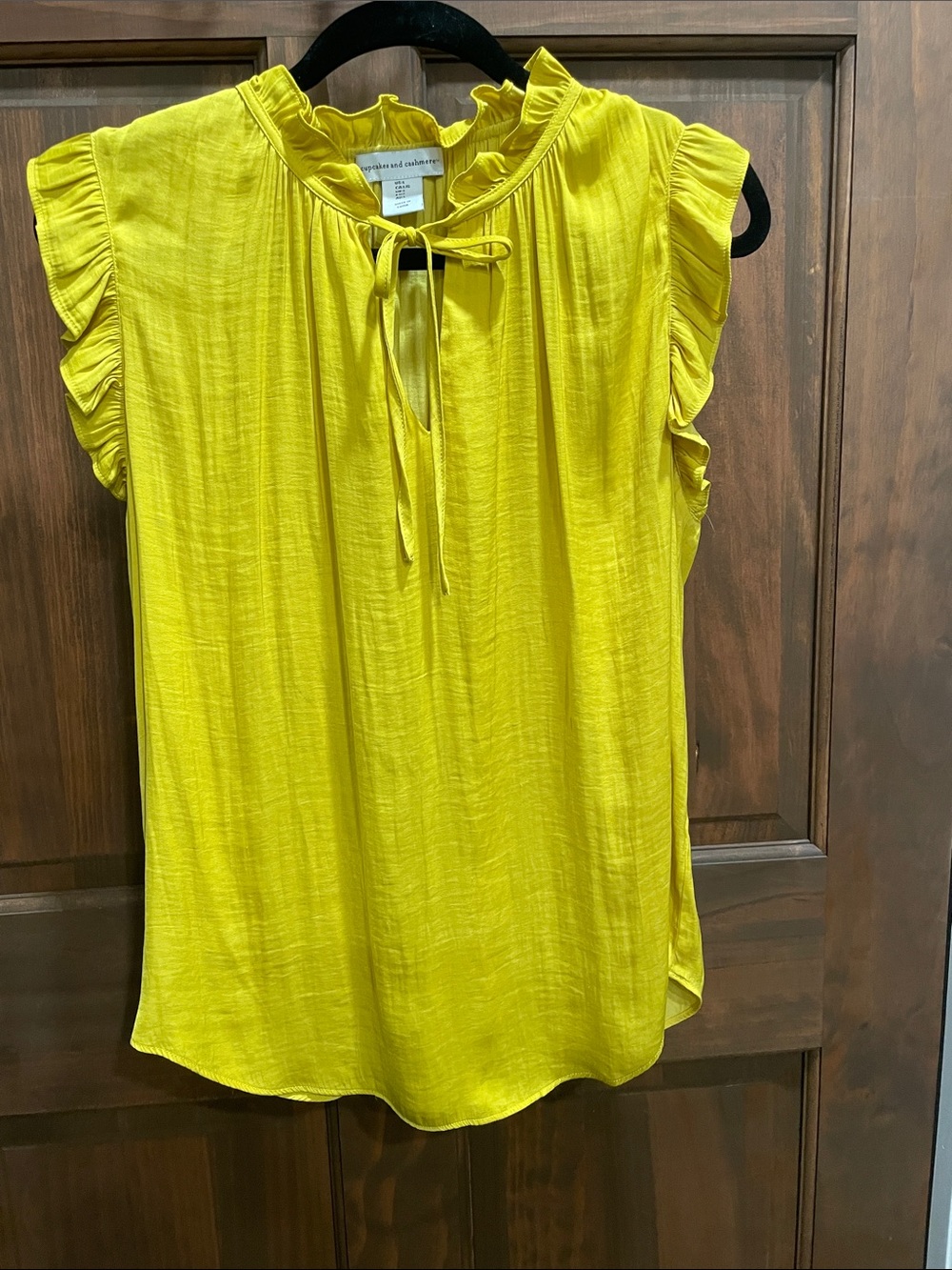 cupcakes & cashmere Yellow Ruffle Tie-Neck Sleeveless Camisole